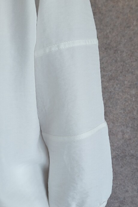 Blusa lagos crudo