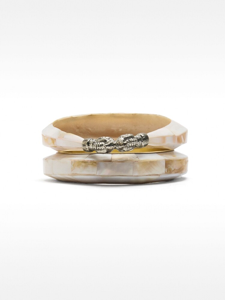 Set De Pulseras De Conchas blanco