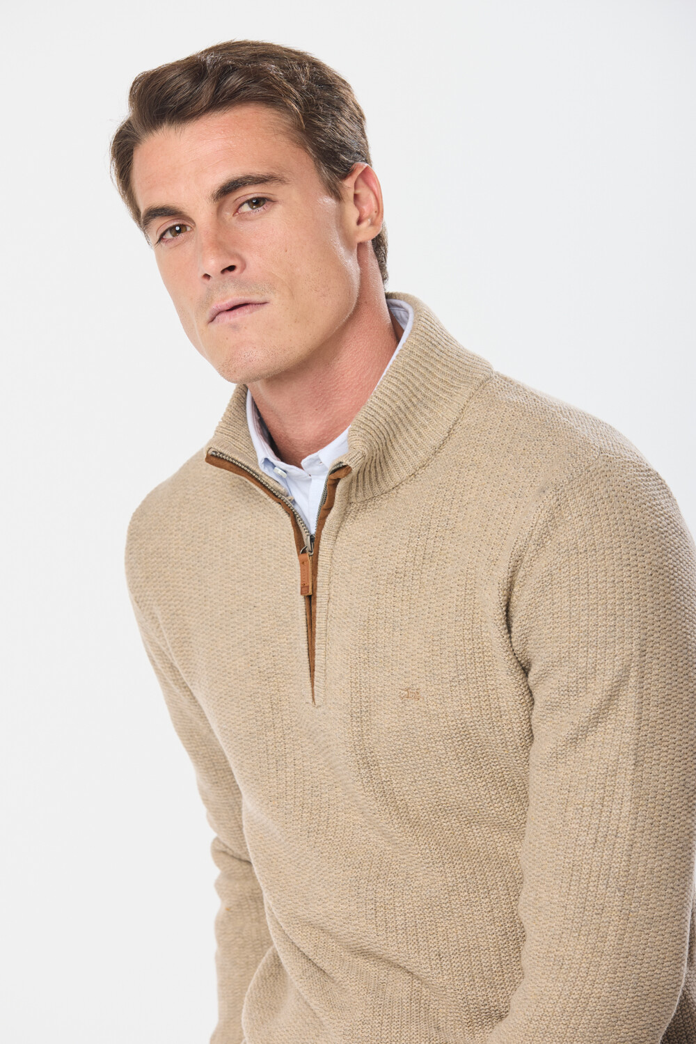 BUZO TEJIDO GRUESO Beige