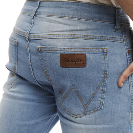 Jean Wrangler de Hombre - MONTANA CLASSIC JEAN - WM1276MO Sin color