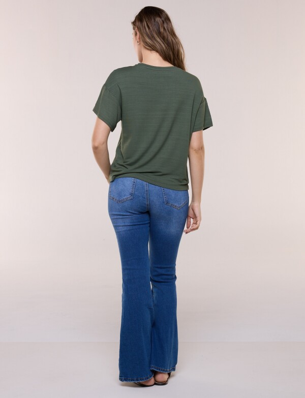 Remera Boxy Hombro Caido OLIVA