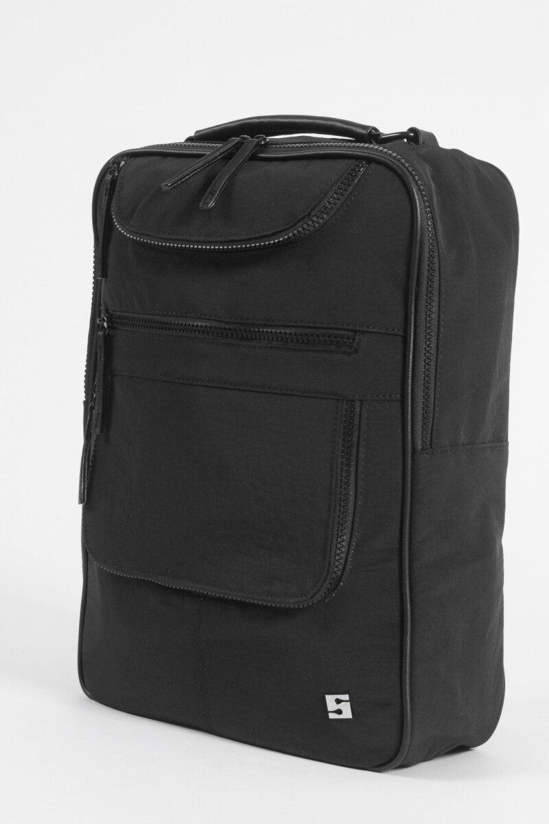 Mochila porta laptop cierres negro