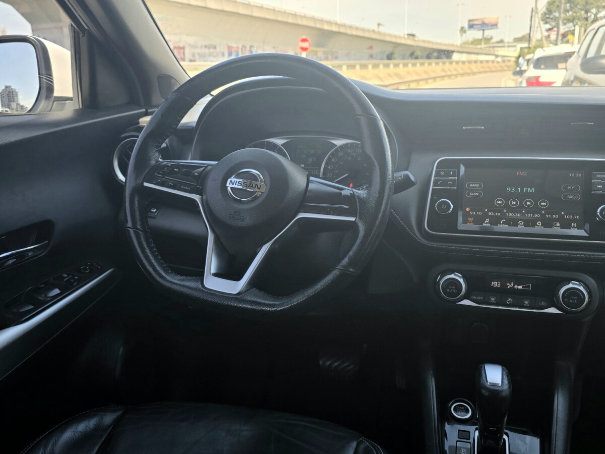 Nissan Kicks Exclusive EXCELENTE ESTADO | Permuta / Financia Nissan Kicks Exclusive EXCELENTE ESTADO | Permuta / Financia