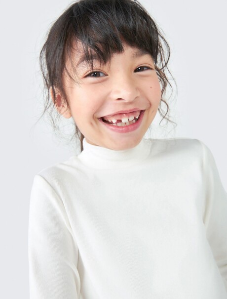 POLERA INFANTIL EN TELA ACANALADA BEIGE