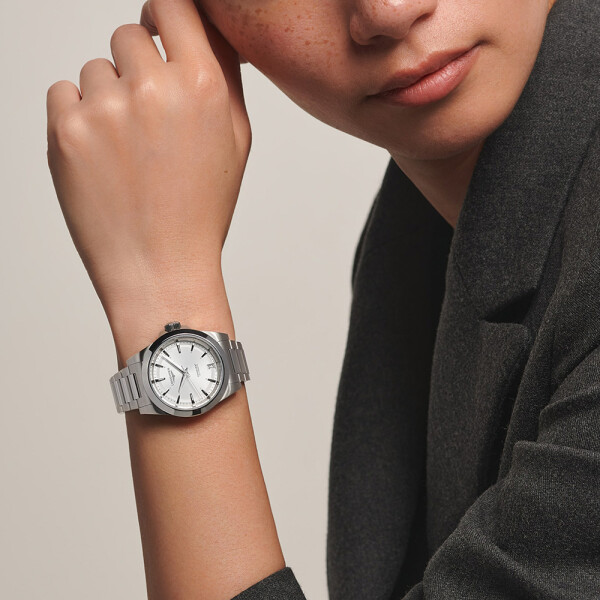 Reloj LONGINES Conquest automático 34mm en acero con esfera plateada Reloj LONGINES Conquest automático 34mm en acero con esfera plateada