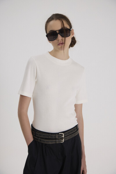 REMERA MC DESPINA Crudo