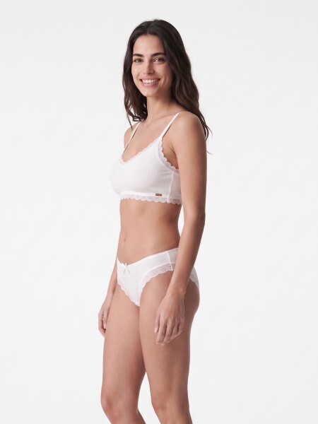 VEDETINA LURI BLANCO