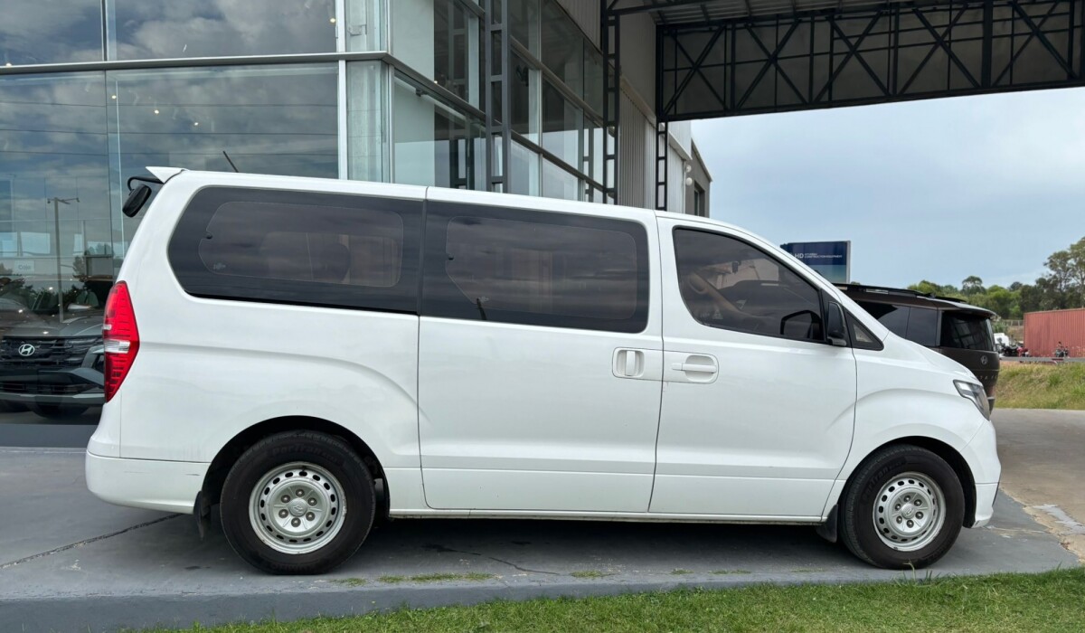 Hyundai H1 12Plz Minibus Nafta - 2019 Hyundai H1 12Plz Minibus Nafta - 2019