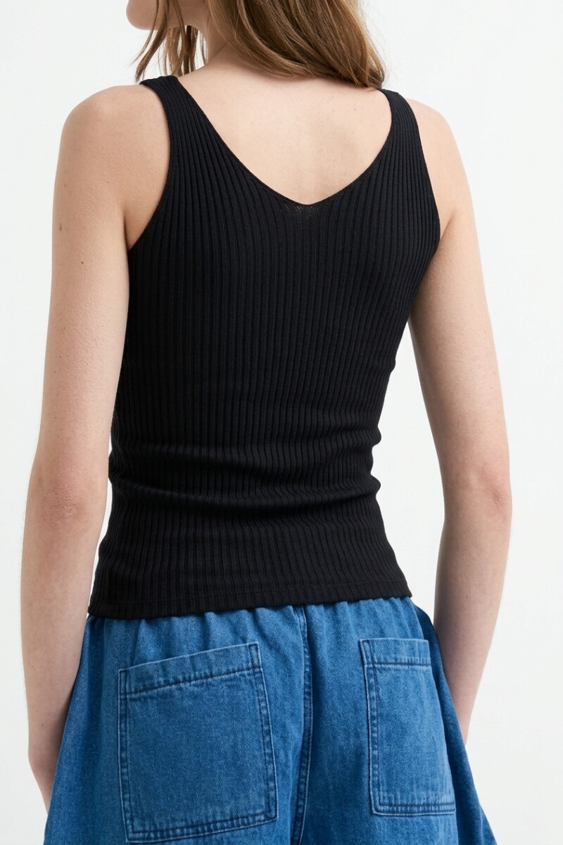 Top tejido punto rib tirantes finos NEGRO