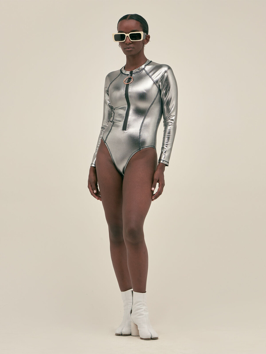 LONG SLEEVE ONE PIECE 