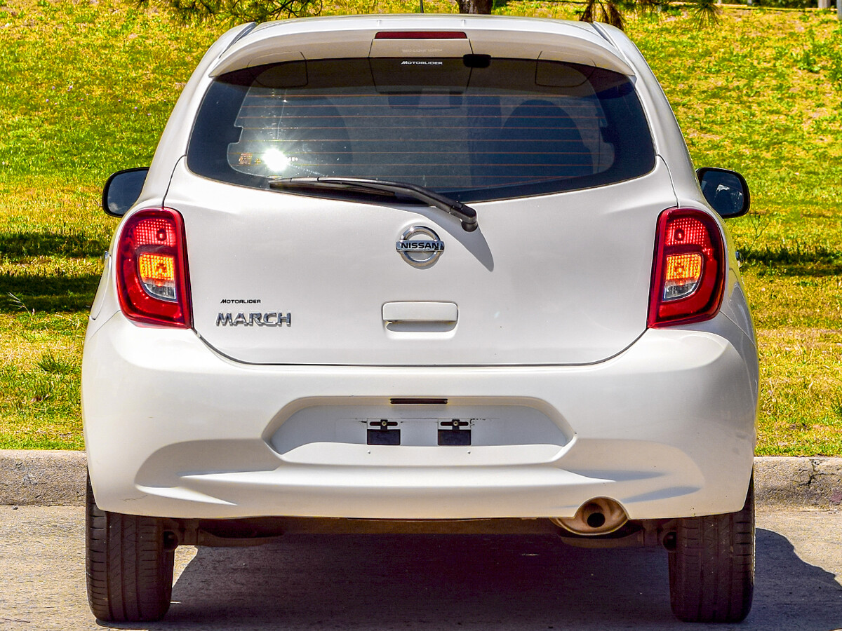 Nissan March Advance 1.6 Extra Full | Permuta / Financia Nissan March Advance 1.6 Extra Full | Permuta / Financia