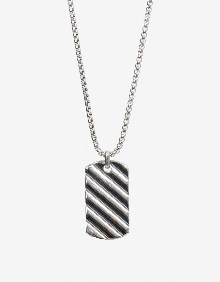 Cadena Corta con Dije Metal Cadena Con Dije Acero Men´s Collection - Plateado
