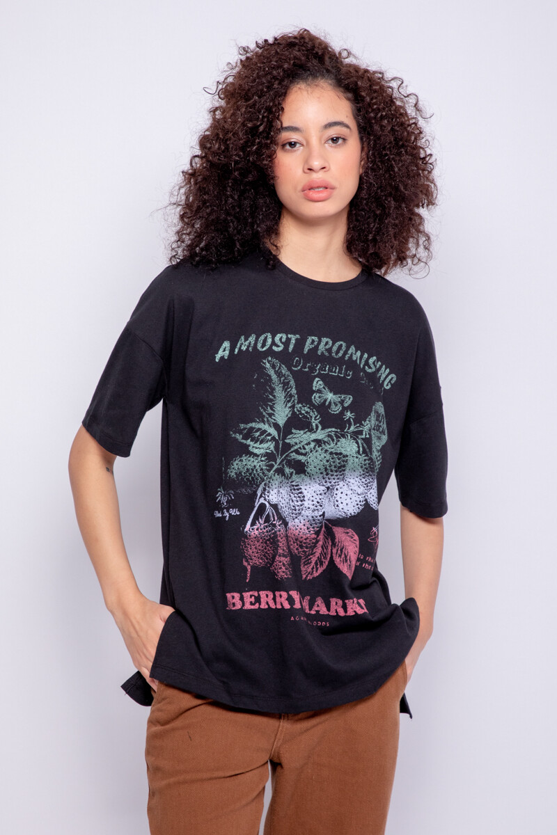 REMERA BERRY MARKET Negro