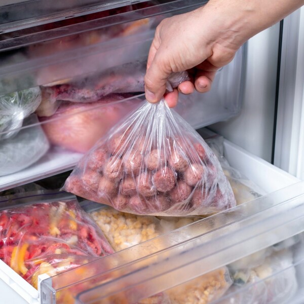 Freezer Electrolux Vertical 179l Frío Húmedo FREEZER ELECTROLUX VERTICAL FEI19 INVERT