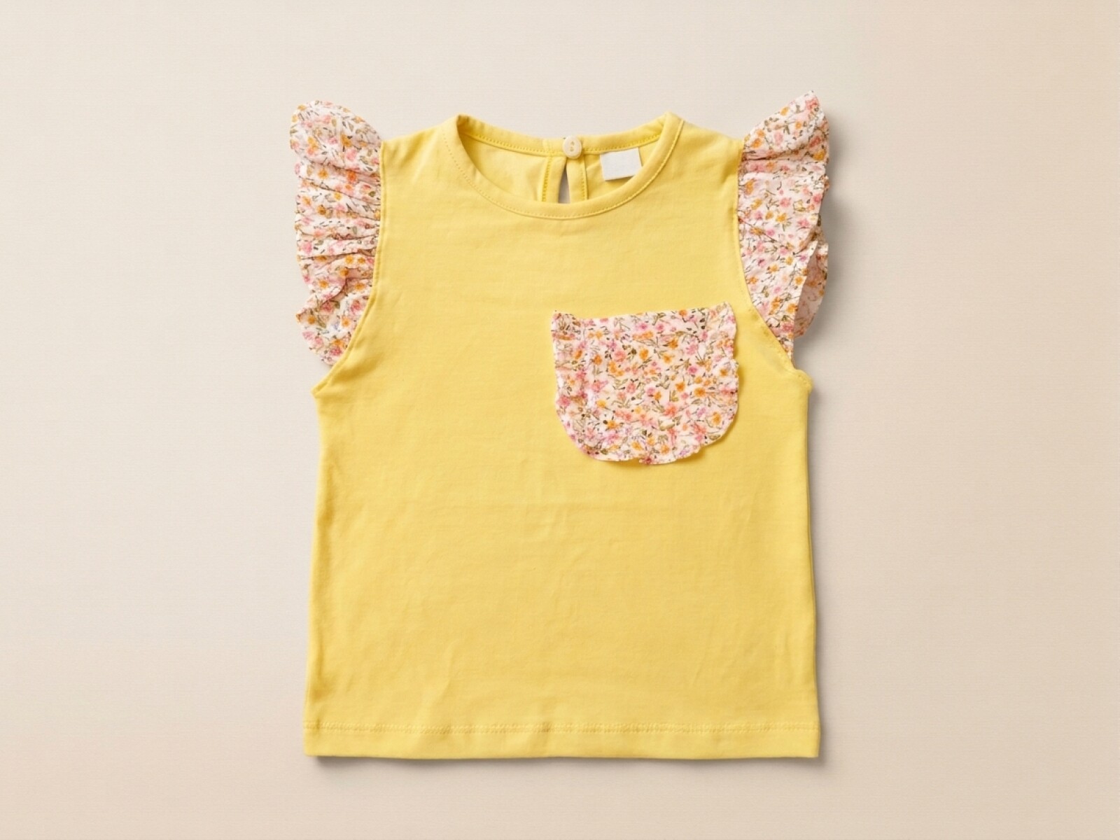 REMERA NENA 