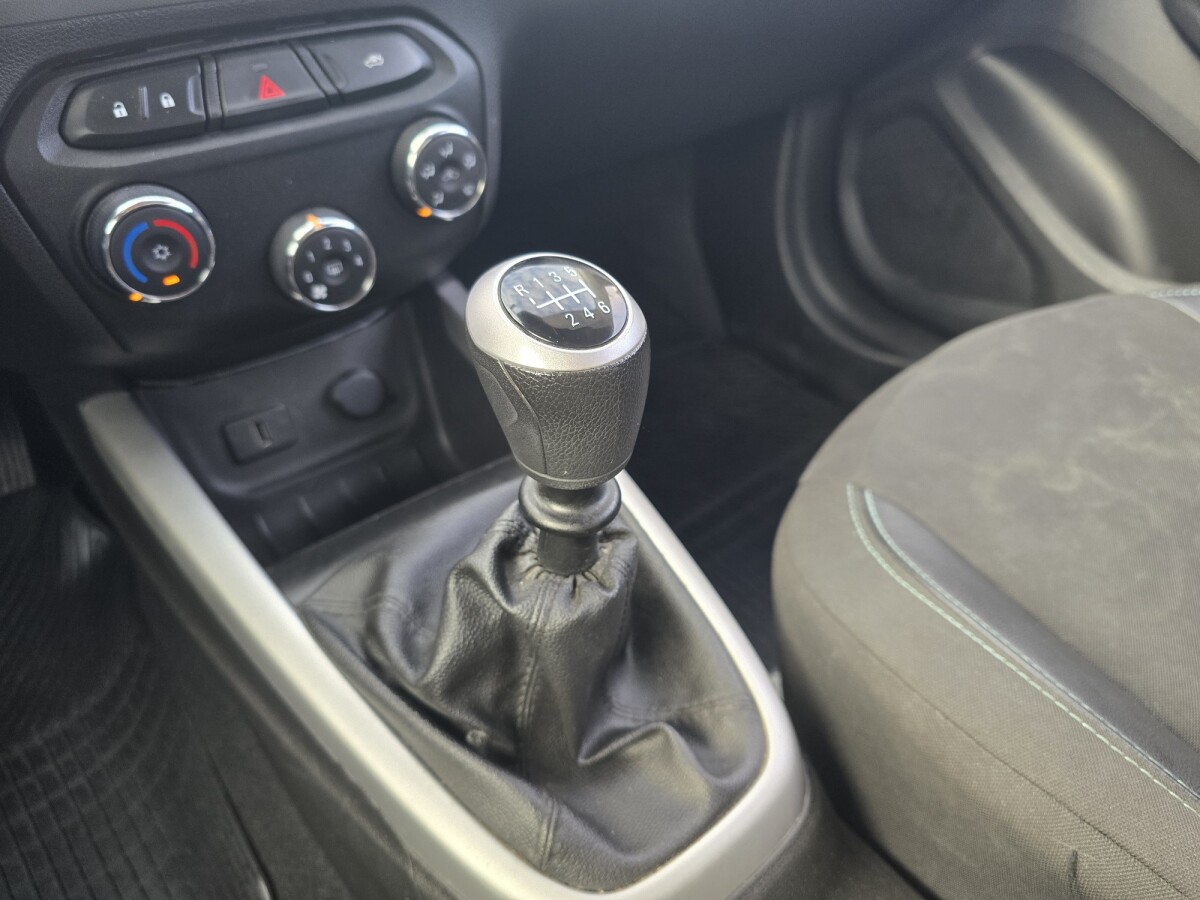 Chevrolet Onix LT 1.0 EXCELENTE ESTADO! | Permuta / Financia Chevrolet Onix LT 1.0 EXCELENTE ESTADO! | Permuta / Financia