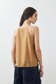 Top con brillos tostado