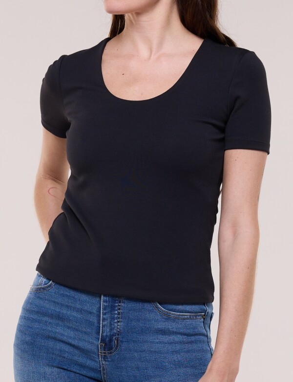 Remera Básica Modal NEGRO