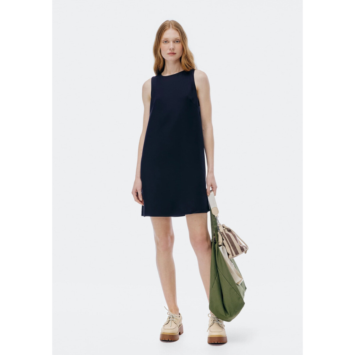 VESTIDO CURTO FEM - PRETO ESCURO 