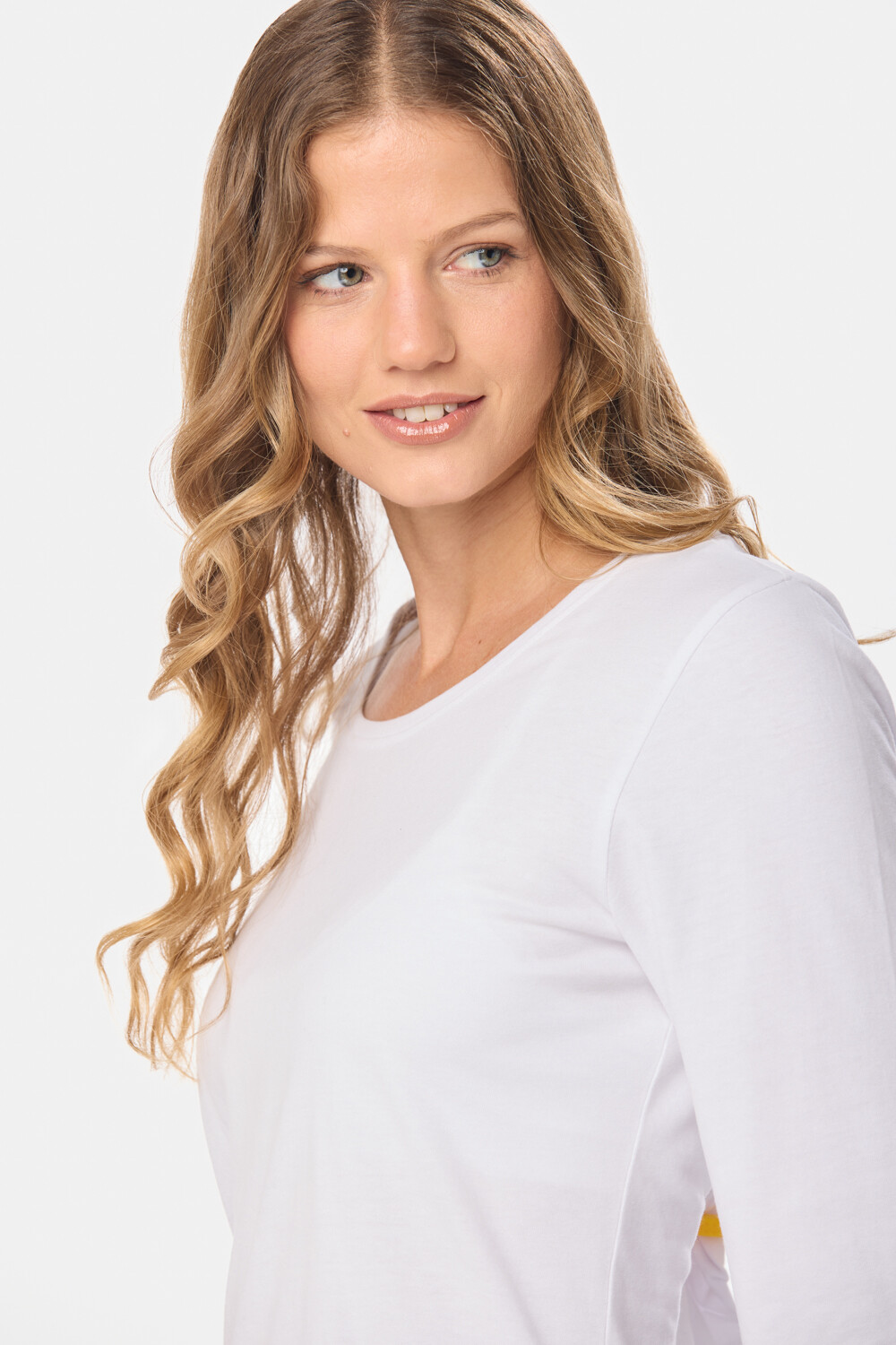 REMERA LISA MANGA LARGA Blanco