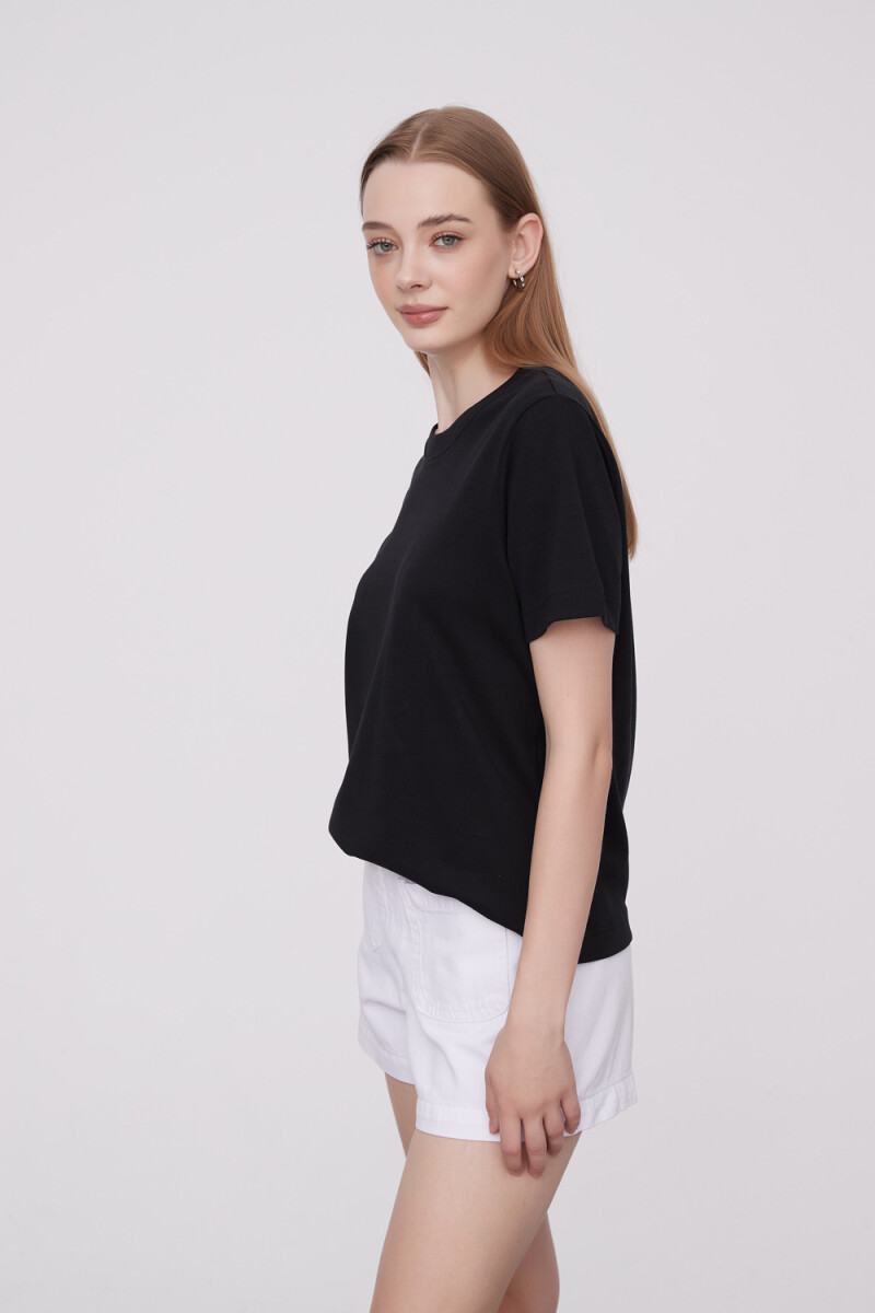 Remera Hotan - Negro 