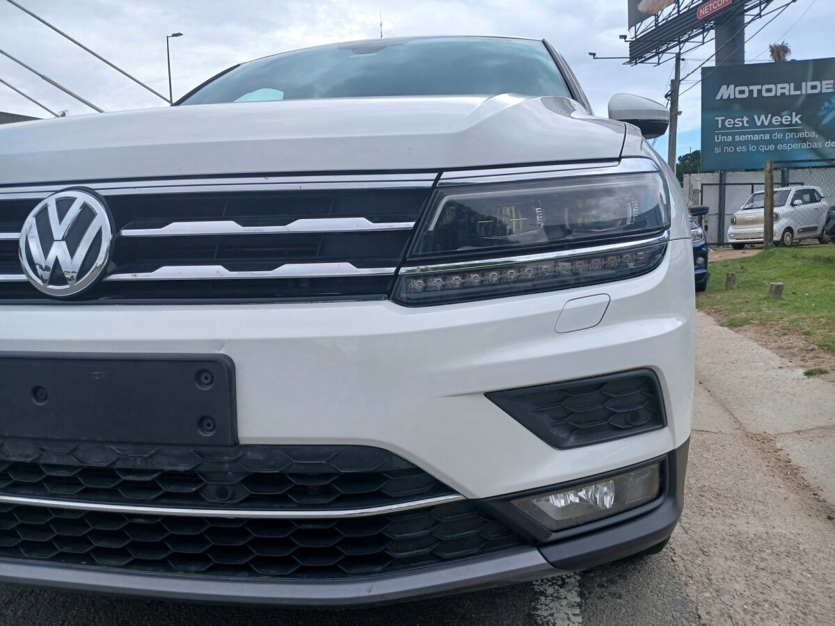 Volkswagen Tiguan 2021 EXCELENTE ESTADO! | Permuta/ Financia Volkswagen Tiguan 2021 EXCELENTE ESTADO! | Permuta/ Financia