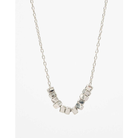 Collar Con Charms De Metal. Plateado Rodio