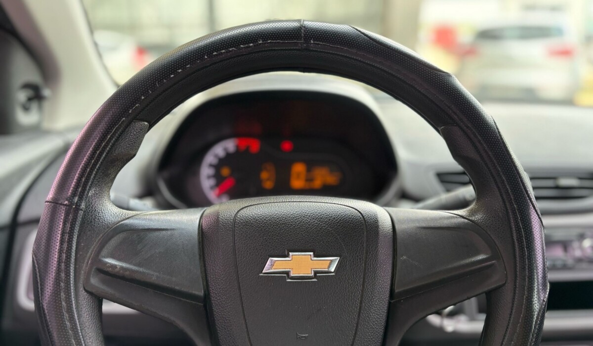 Chevrolet Onix 1,0 Joy LT - 2018 Chevrolet Onix 1,0 Joy LT - 2018