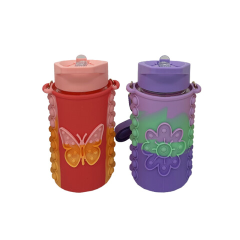 Botella infantil antiderrames con sorbito + pop it 444ml TV0572
