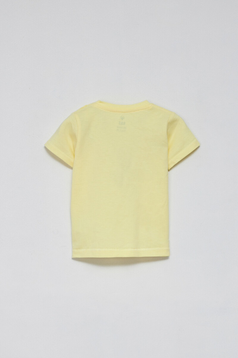 Remera Manga Corta Con Bolsillos Ojal Amarillo