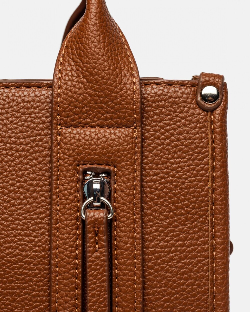 Cartera de Mano Oak en Efecto Cuero Liso Marron