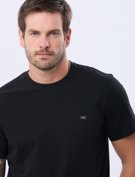 REMERA BÁSICA DE ALGODÓN Negro