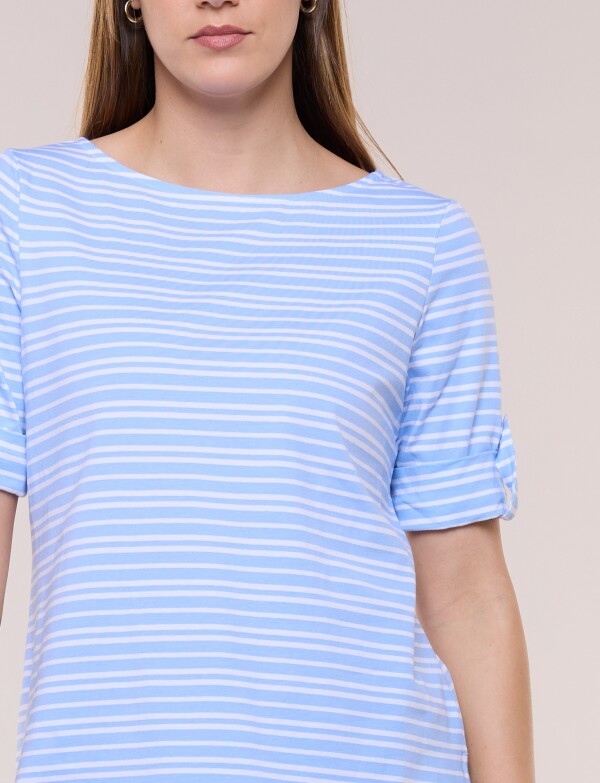 Remera De Algodón Lineas CELESTE