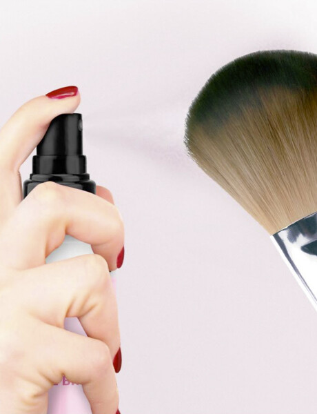 Spray Beter limpiador de brochas y pinceles de maquillaje Spray Beter limpiador de brochas y pinceles de maquillaje
