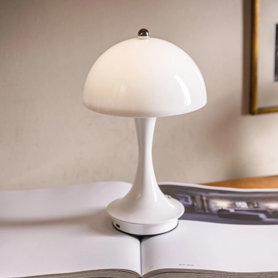 Lámpara de mesa retro inalámbrica White