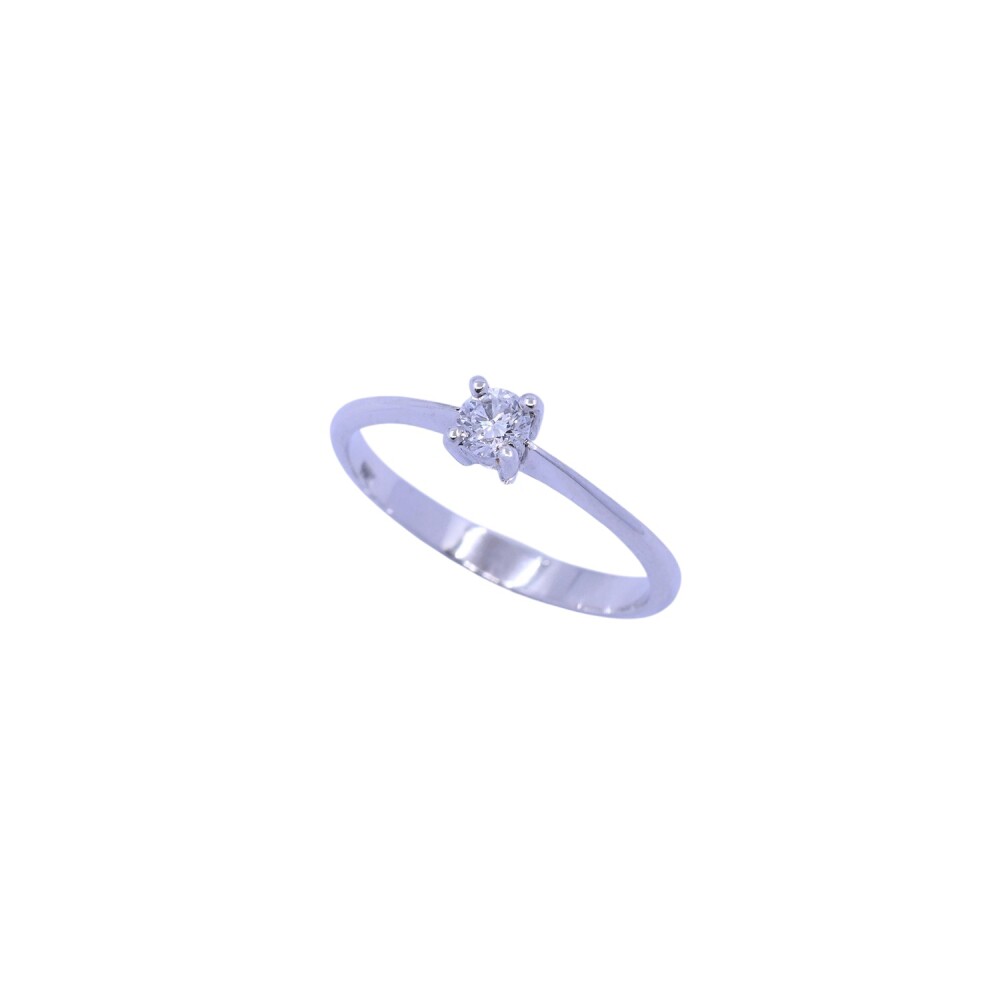 Anillo solitario oro 18k blanco con brillante engrace 4 puntas Anillo solitario oro 18k blanco con brillante engrace 4 puntas