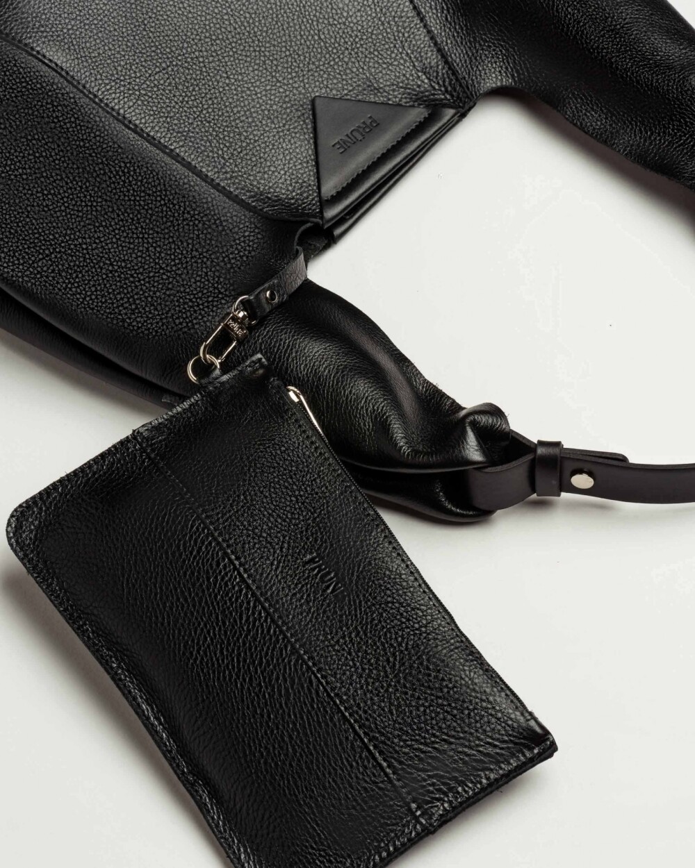 Cartera al hombro The Shopping en cuero liso satinado Negro