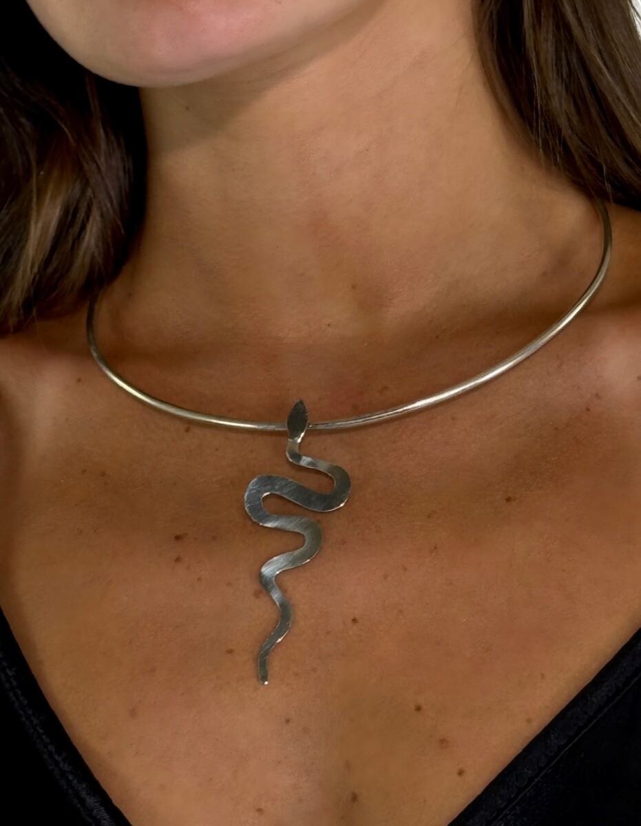 COLLAR SILKA - PLATEADO 