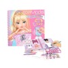Libro con stickers T-shirt designer Top Model Libro Con Stickers T-shirt Designer Top Model