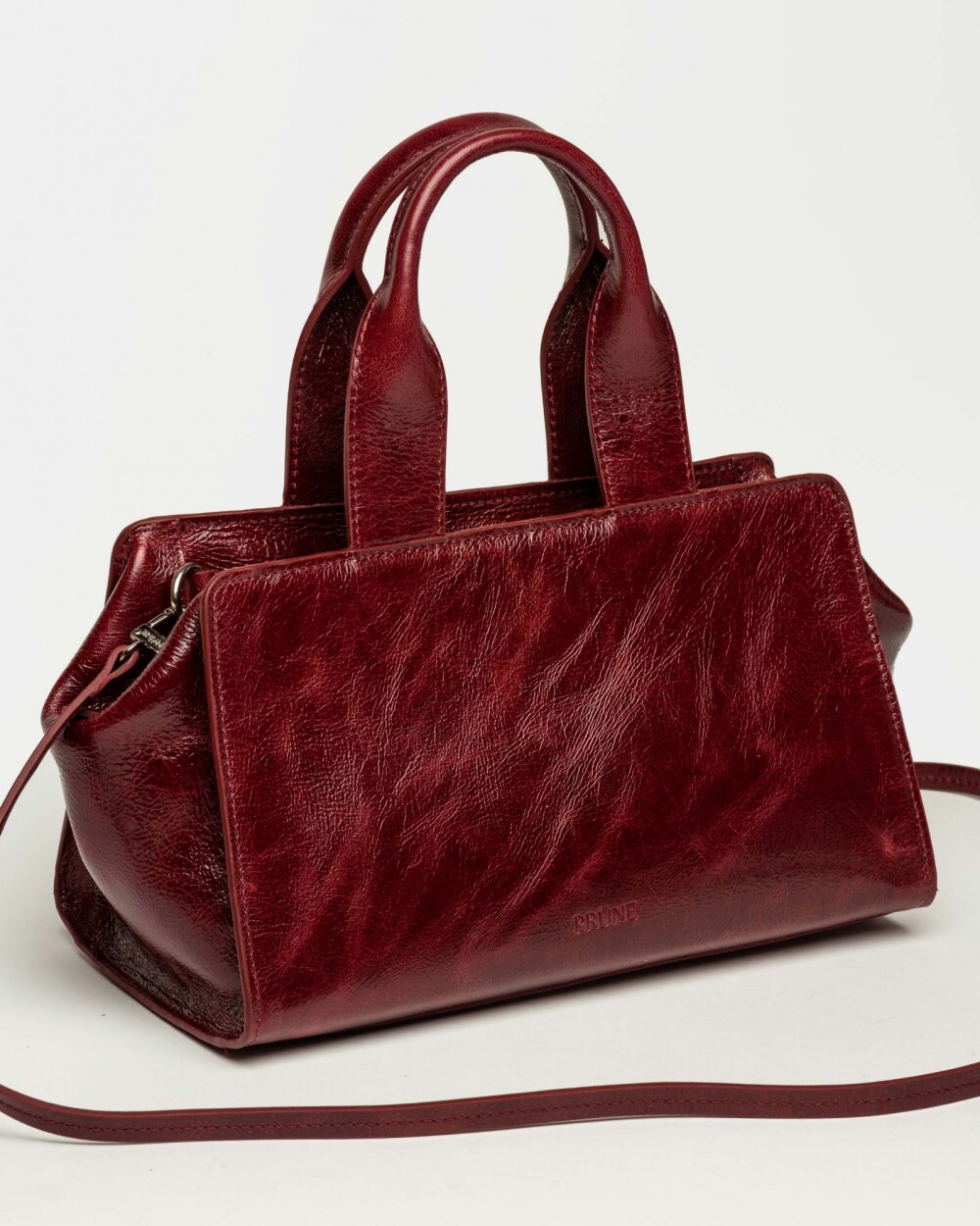 Cartera de mano Mila en cuero arrugado Bordeaux