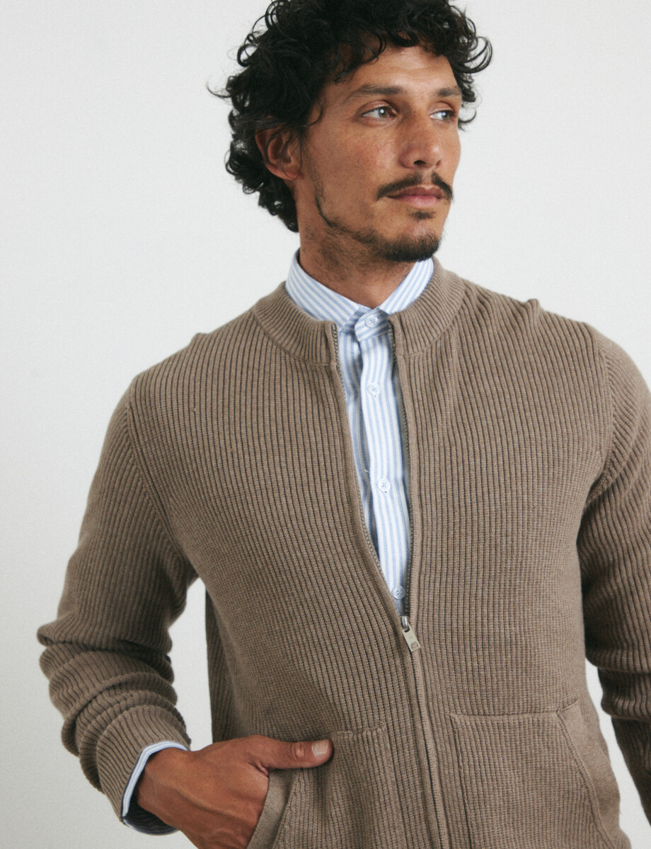 470453 CARDIGAN HARRY Tostado