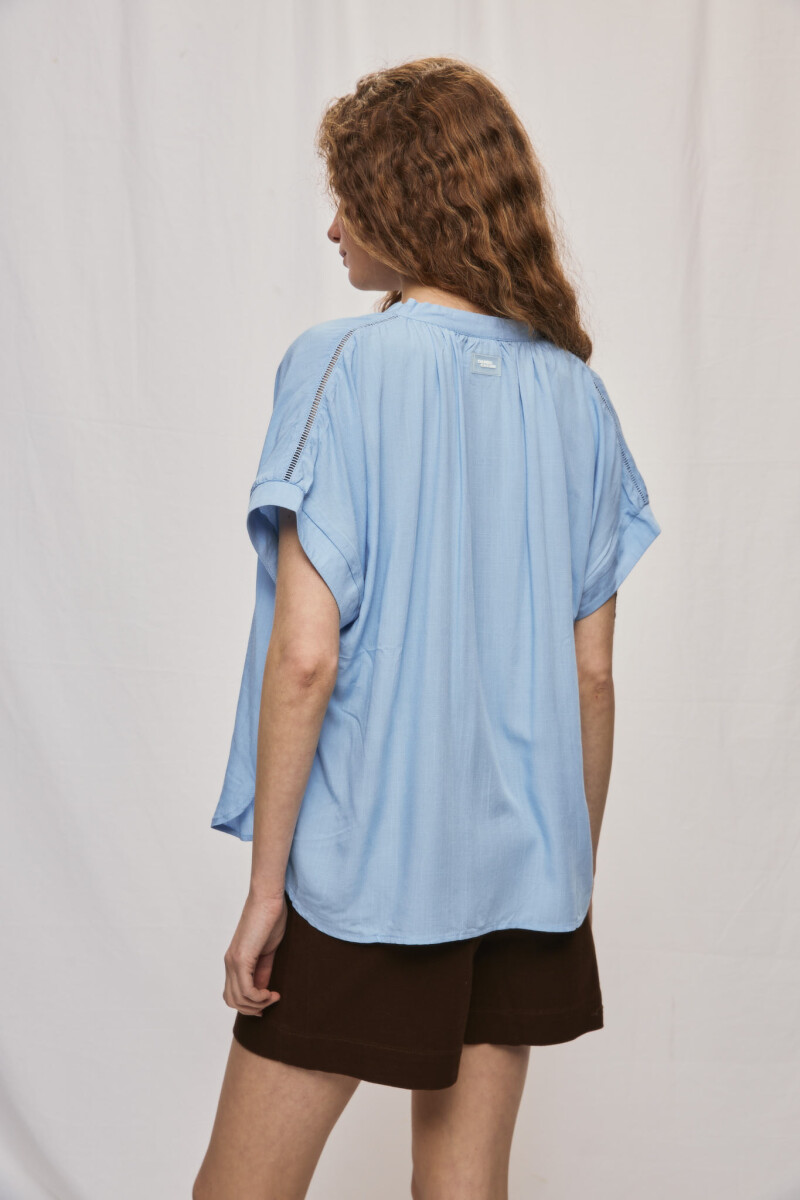 CAMISA FIPO Celeste
