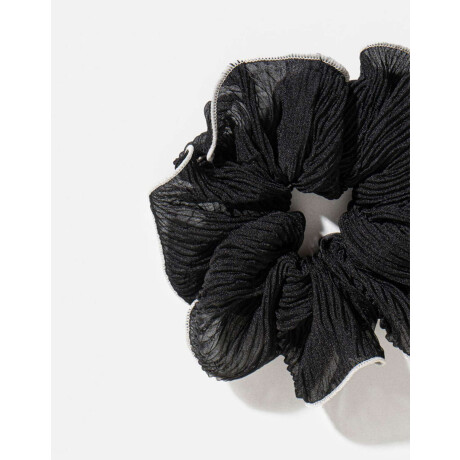 Scrunchie Con Bordado Combinacion Bicolor