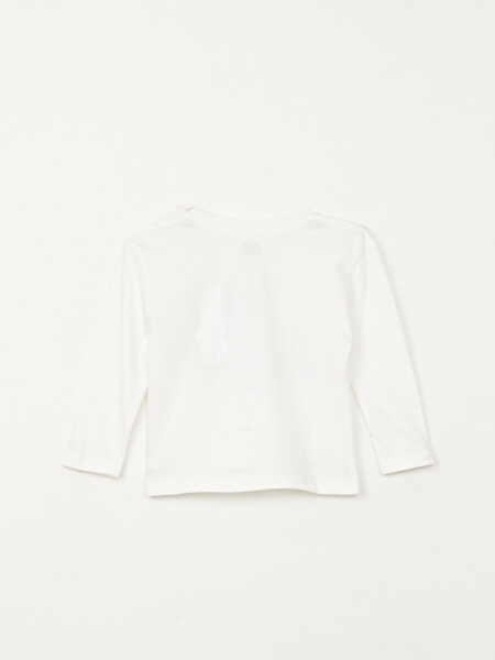 Remera básica estampada Crudo
