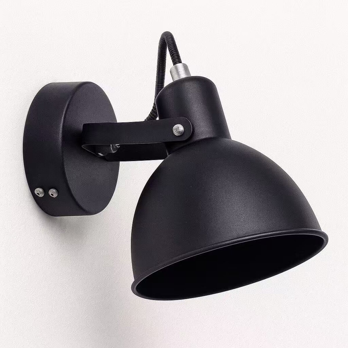 Spot Orientable Para Adosar En Techo / Pared 1 Luz - Negro 