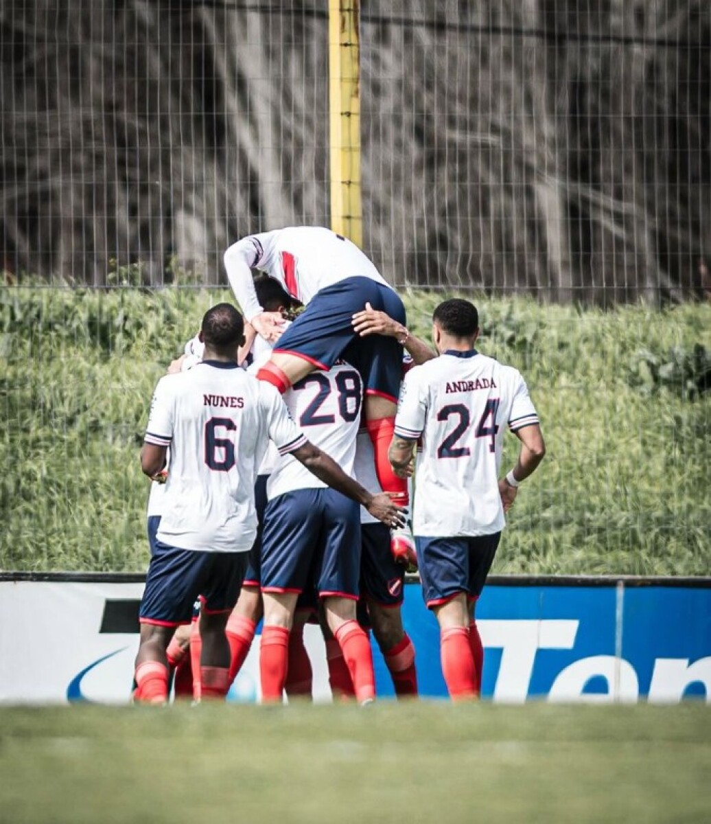 Camiseta Club Atlético Atenas / Alternativa 