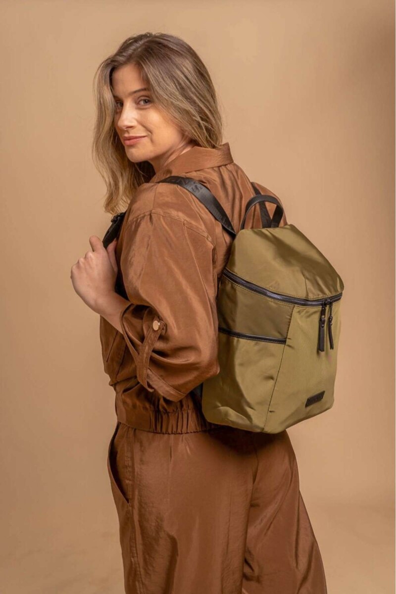 Mochila Violeta - Verde Militar 