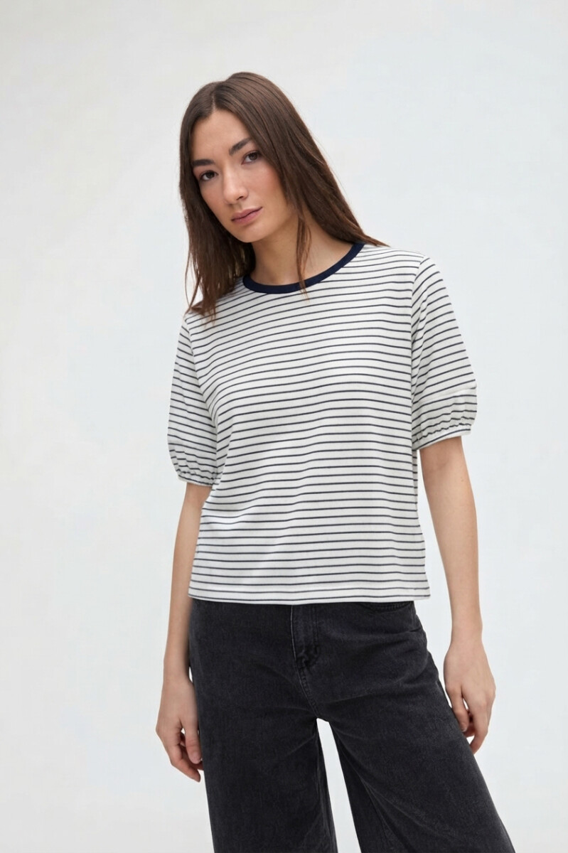 Remera Lauri - Marino 