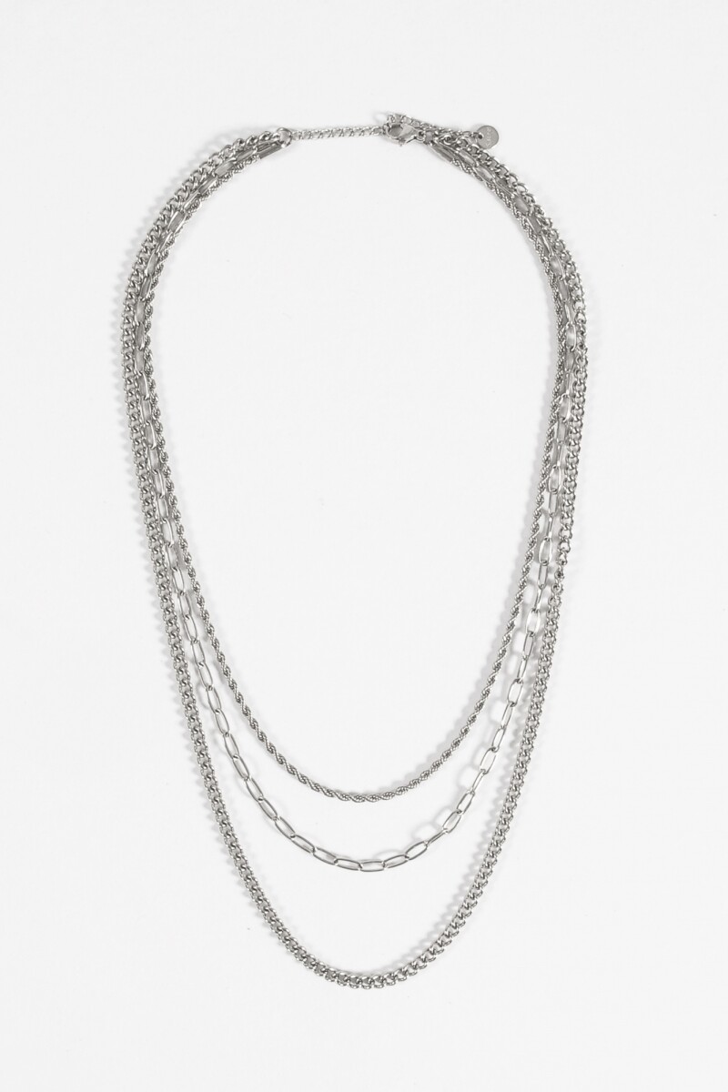 Collar triple vuelta acero plateado
