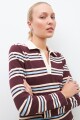 Remera rayada cuello polo bordo